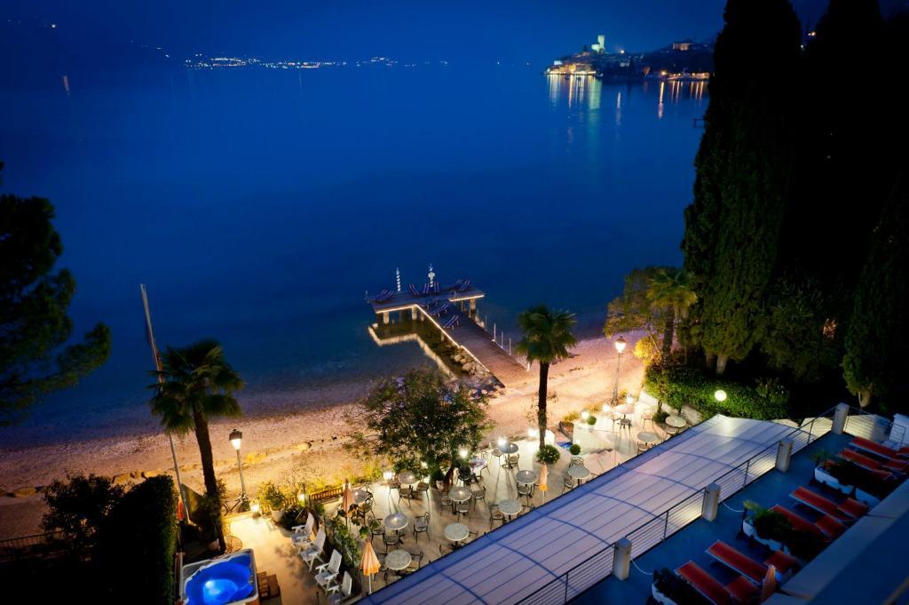 Beach Hotel Du Lac Malcesine Habitación foto