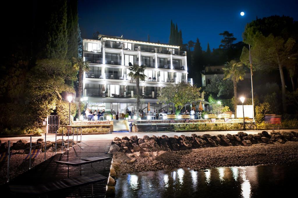 Beach Hotel Du Lac Malcesine Exterior foto